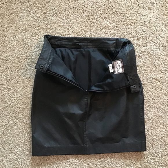♥️EUC♥️ Vintage Genuine Leather Mini Skirt - Picture 3 of 8